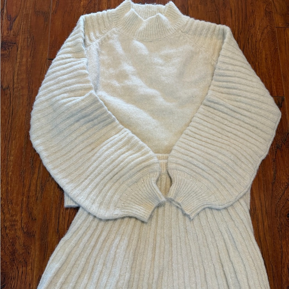 Sofie the Label Cozy Cream Women's Sweater and Skirt Set